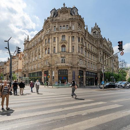 Petite Elegance Apartment Budapest Bagian luar foto