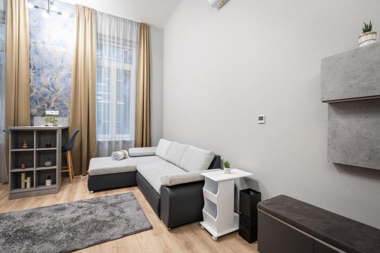 Petite Elegance Apartment Budapest Bagian luar foto