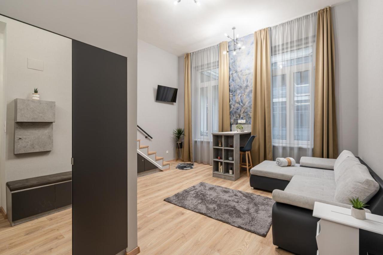 Petite Elegance Apartment Budapest Bagian luar foto